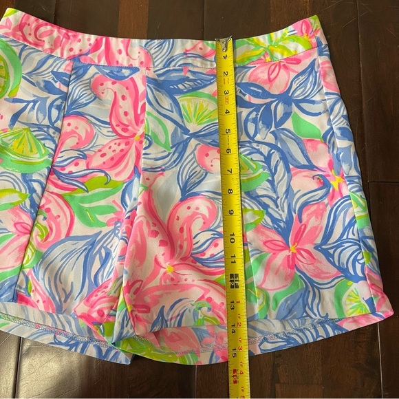 Lilly Pulitzer Ariana Stretch Shorts Size 8 Pink Havana Cocktail - Picture 4 of 7